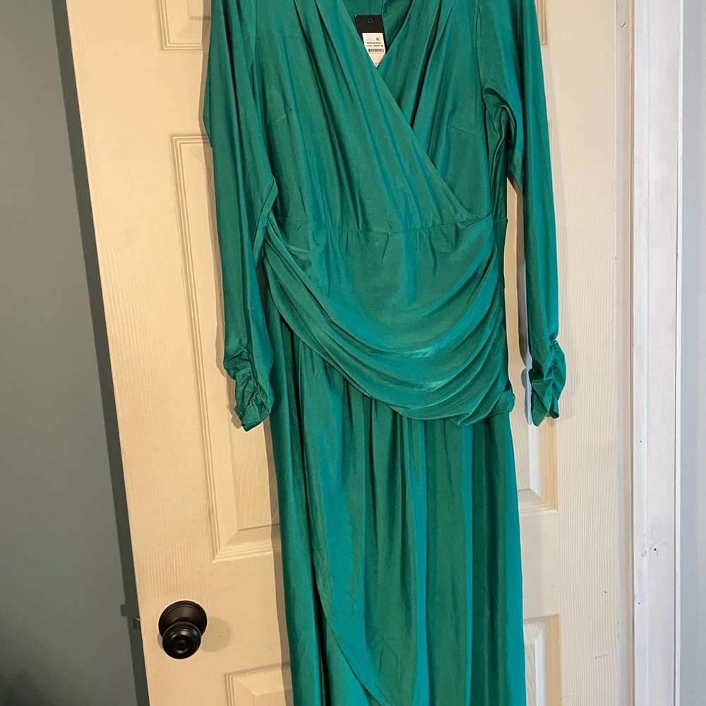 City chic Elegant faux Green Wrap midi Dress